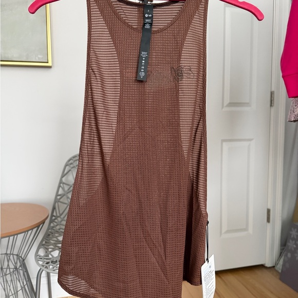 lululemon athletica Brown Mesh Tank Top LAB W Grid Mesh
Training Tank Graphic 2 - Picture 5 of 10